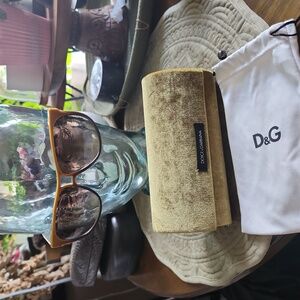 D&G Sunglasses NWOT unisex